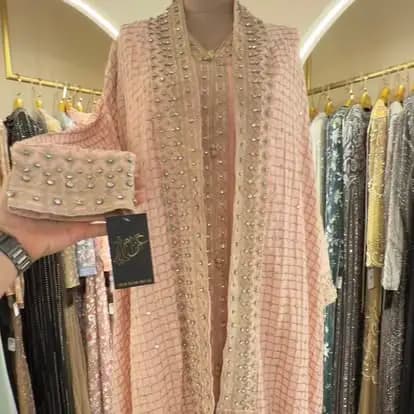 دراعة تقليدية مطرزة